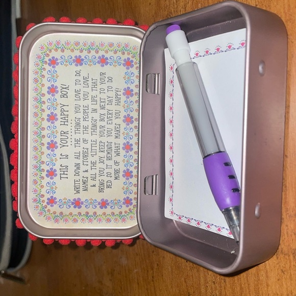 Happy Box - Picture 3 of 9